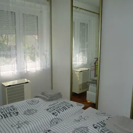 Elizabet Apartment Heviz